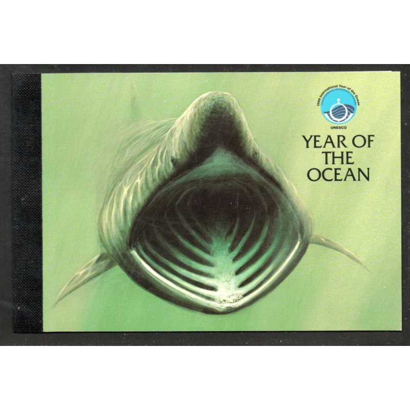 Isle of Man Sc 777a, 780a 1998 Marine Life stamp booklet panes in booklet mint NH
