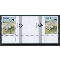 Aland Finland Sc 95 2000 2.20m Gull gutter pair stamp  mint NH