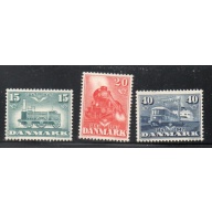 Denmark Sc 301-303 1947 Railways Anniversary stamp set mint