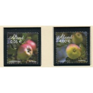 Aland Finland Sc 319-320 2011 Apples stamp set mint NH