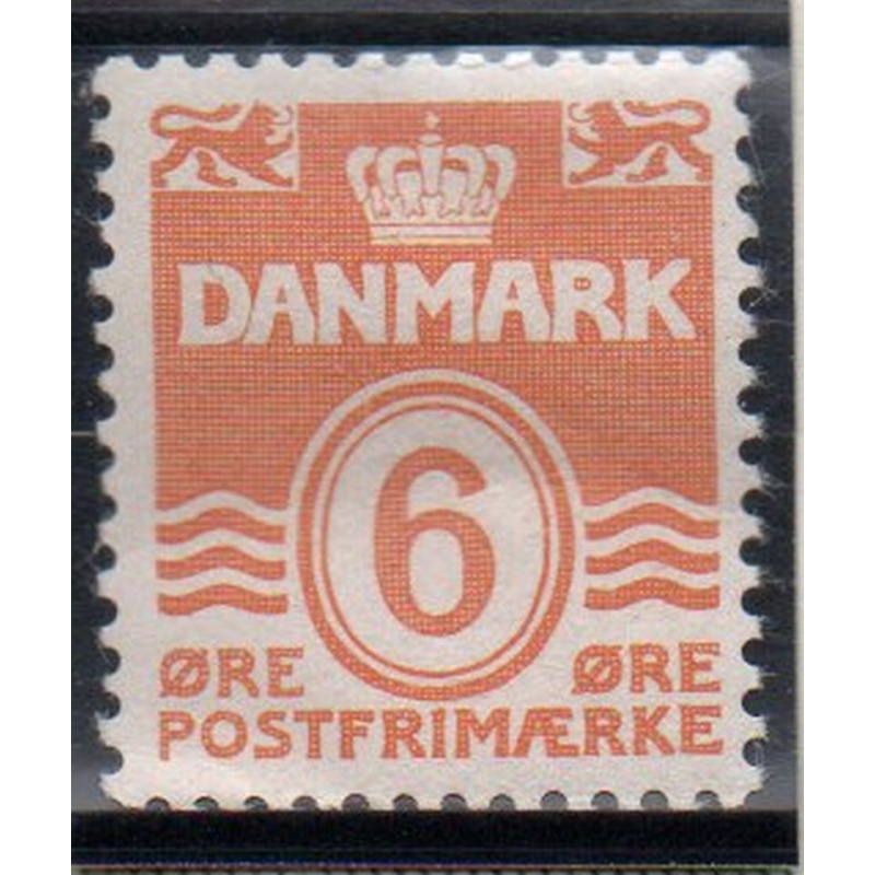 Denmark Sc 224C 1940 6 ore orange wavy lines stamp mint