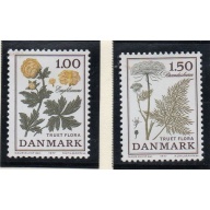 Denmark Sc 609-610 1977 Endangered Plants stamp set  mint NH