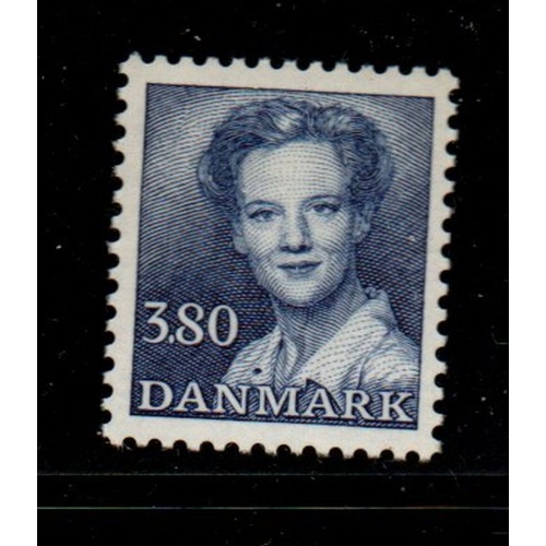Denmark Sc 715 1985 3.8 kr dark blue Queen  stamp mint NH