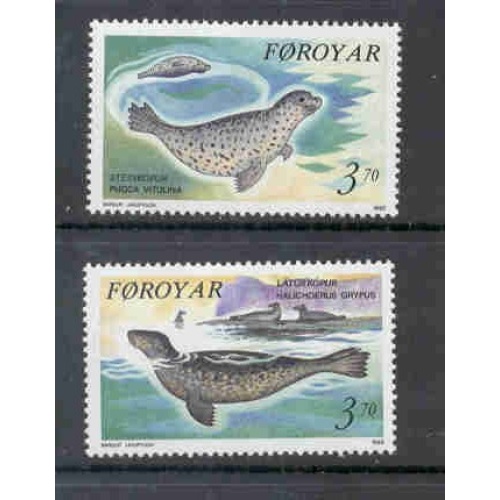 Faroe Islands Sc 239-40 1992 Seals stamp set mint NH