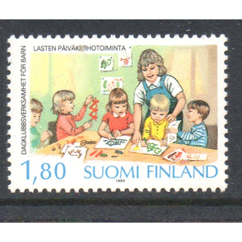 finland Sc 782 1988 Pre School Children stamp mint NH