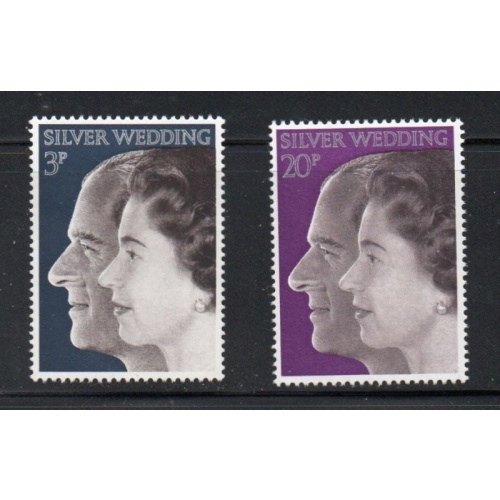 Great Britain Sc 683-684 1972 Royal Wedding Anniversary stamp set mint NH
