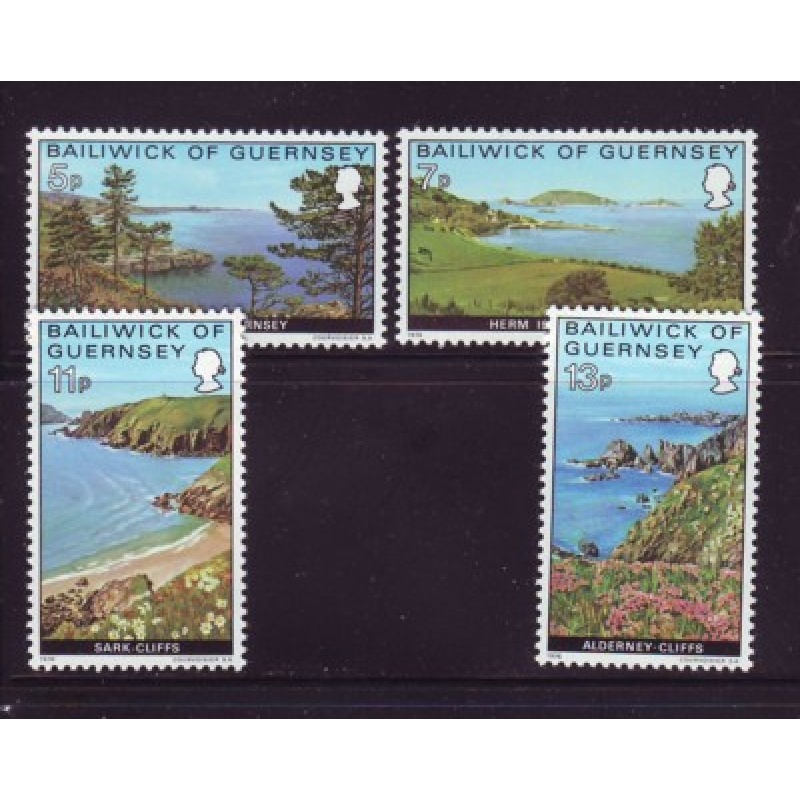 Guernsey Sc 137-140 1976 Views  stamp set  mint NH