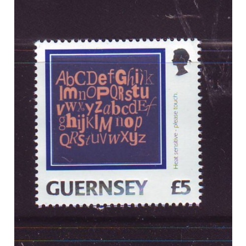 Guernsey Sc 809 2003 £5 Letters stamp mint NH