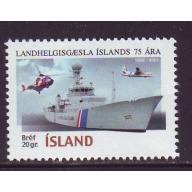 Iceland Sc 927 2001 Coast Guard Anniversary stamp mint NH