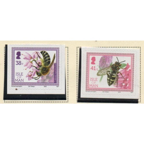 Isle of Man Sc 1519-1520 2012 Bees self adhesive stamp set mint NH