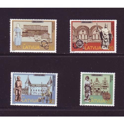 Latvia Sc 454-57 1997 800th Anniversary Riga stamp set mint NH