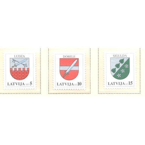 Latvia Sc 543-545 2002 Coats of Arms stamp set mint NH