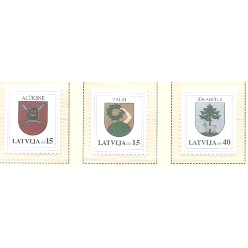 Latvia Sc 609-11 2005 Coats of Arms stamp set mint NH