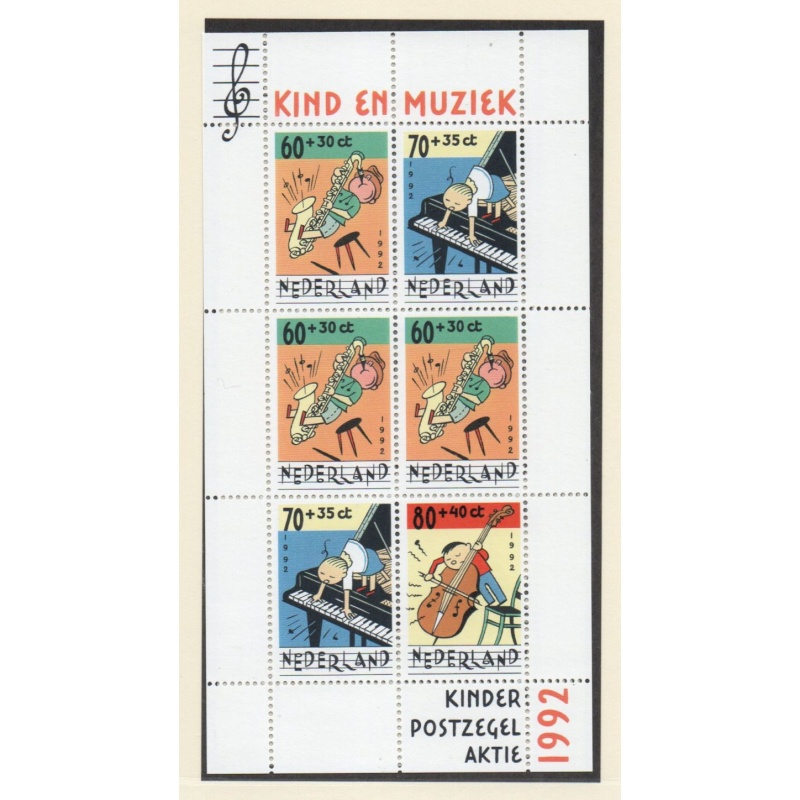 Netherlands Sc B670b 1992 Children making Music stamp sheet  mint NH