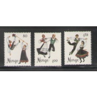 Norway Sc 670-672 1976 Folk Costumes & Dances stamp set mint NH