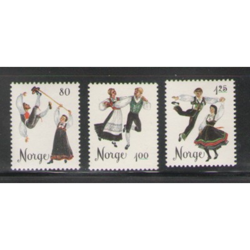 Norway Sc 670-672 1976 Folk Costumes & Dances stamp set mint NH