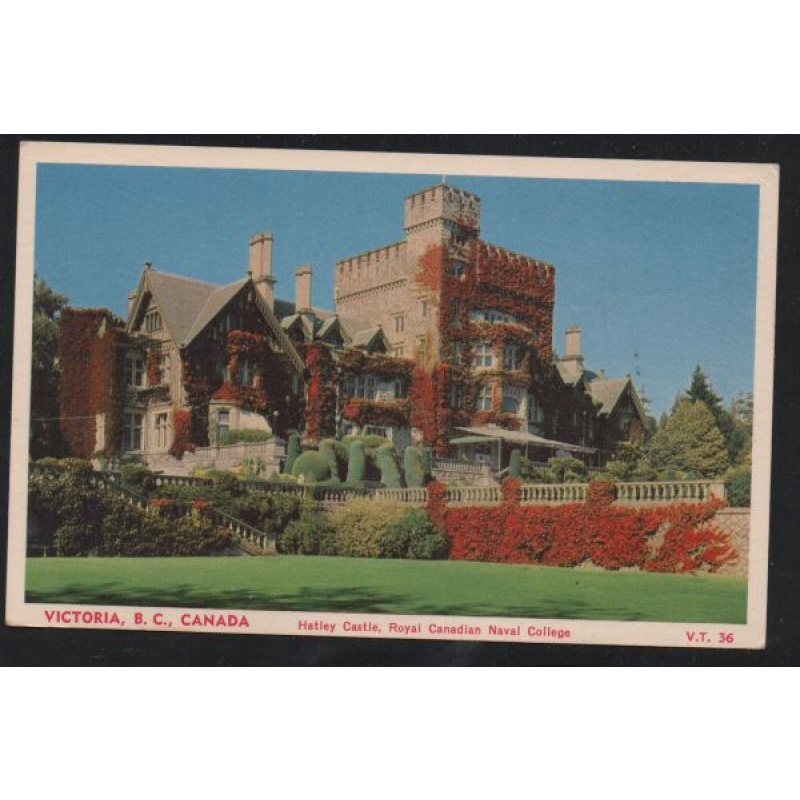 Linen era Colour  PC Hatley Castle, Royal Canadian Naval College, Victoria, B.C, unused